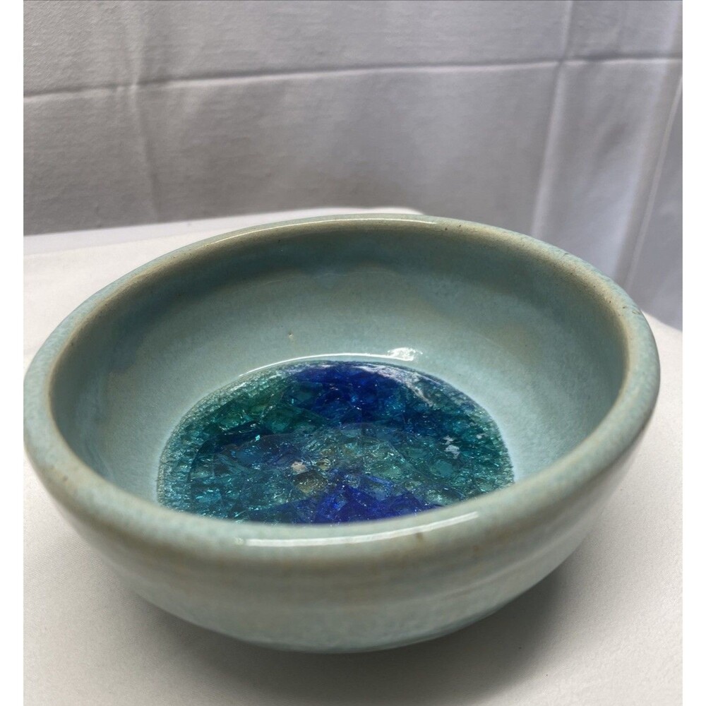 Studio Art Pottery Bowl Dish Signed 6” Diameter 3" Tall Crushed Glass Bottom EUC - Picture 8 of 9